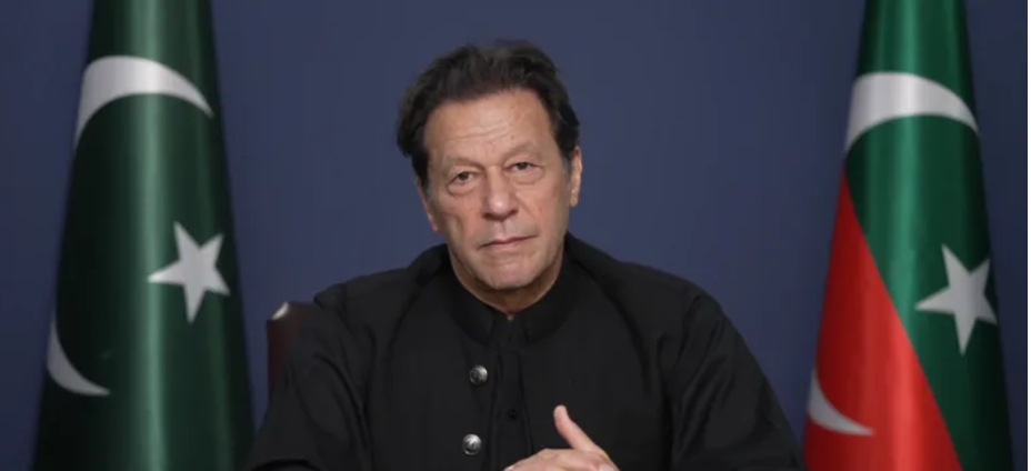 Imran Khan Refuses to Apologize for May 9 Riots, Claims Army Owes Him an Apology